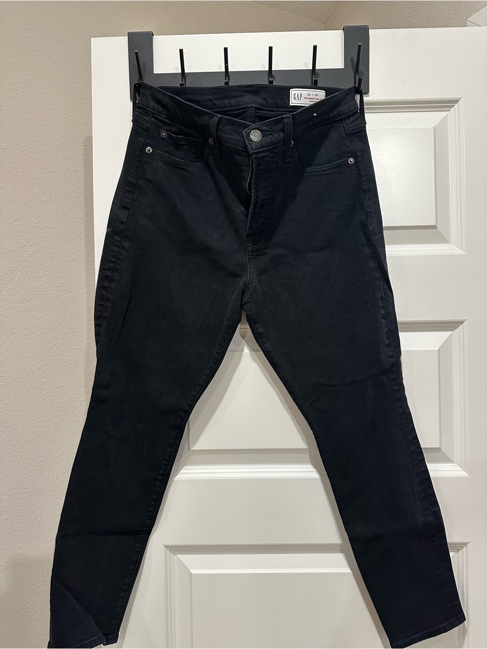 GAP Women's Skinny Black High-Rise Jeans